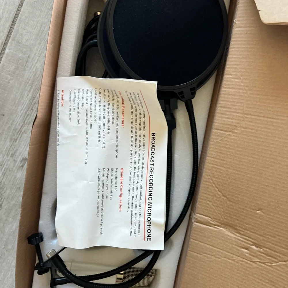 Black USB Condenser Microphone with Pop Filter and Boom Arm